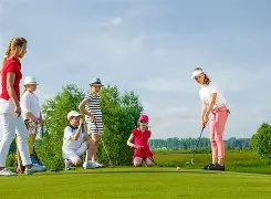 高尔夫夜战:云贵灰熊队强势反弹江畔貔貅队,主帅临场妙招精神属性拉满-九游会官网入口